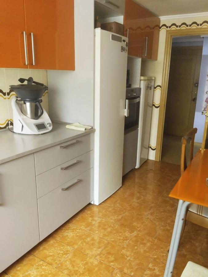 Blasco Ibanez Double With Private Bathroom In Shared Quarto em Acomodações Particulares